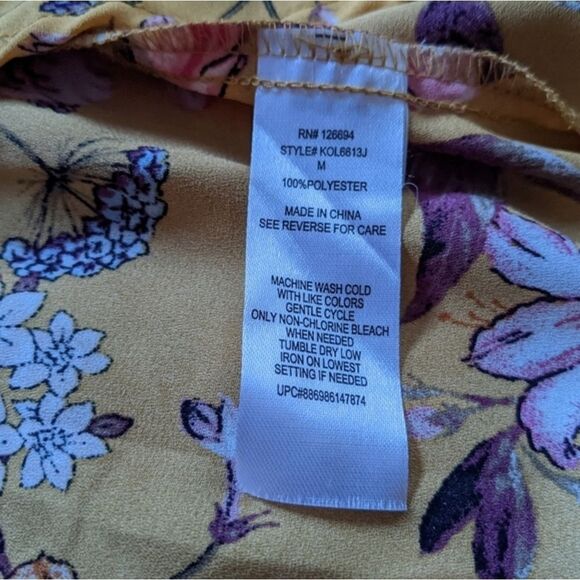 Live To Be Spoiled hi-low skirt. Yellow with flowers med - Picture 4 of 14